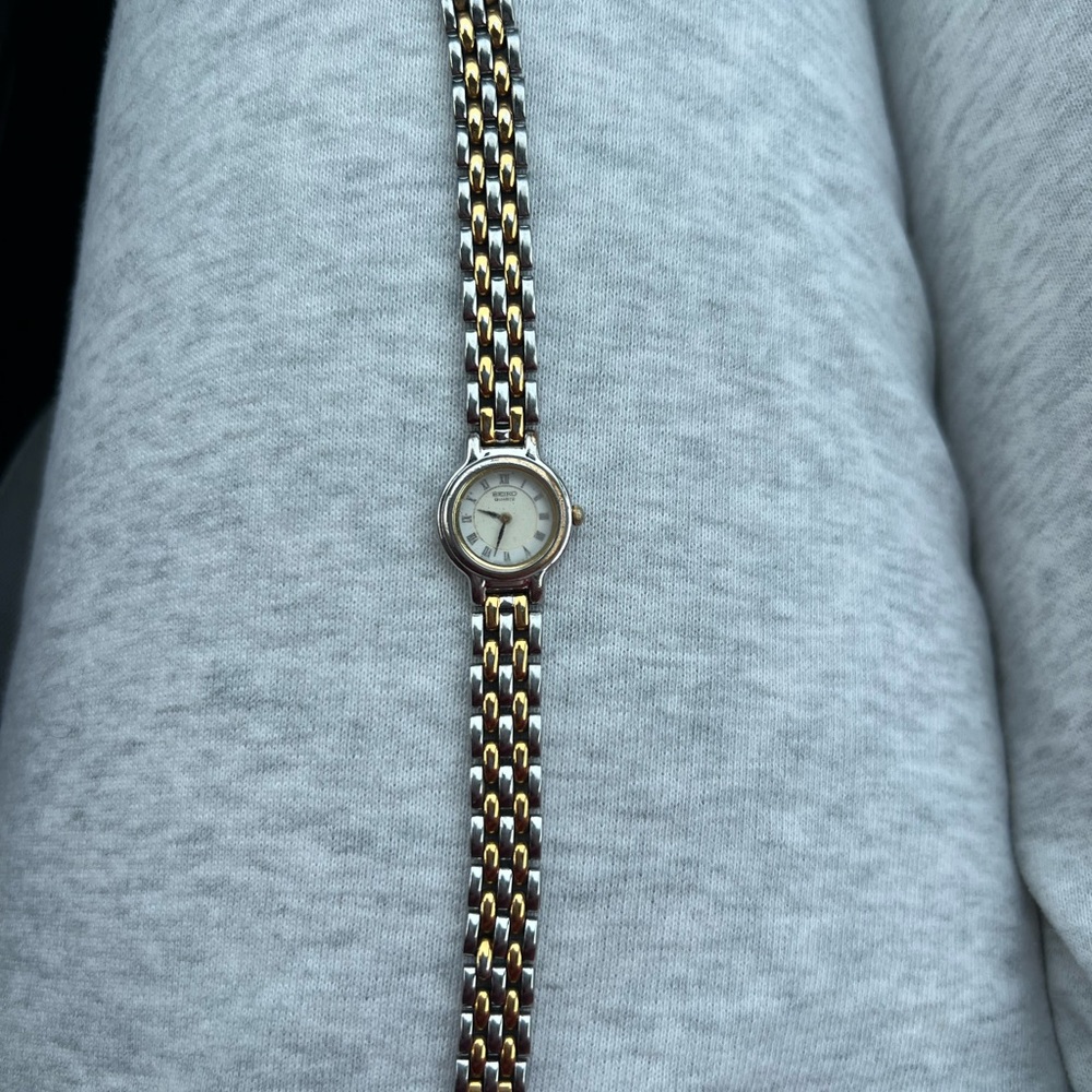 Vintage Seiko Women's Gold and Silver Watch